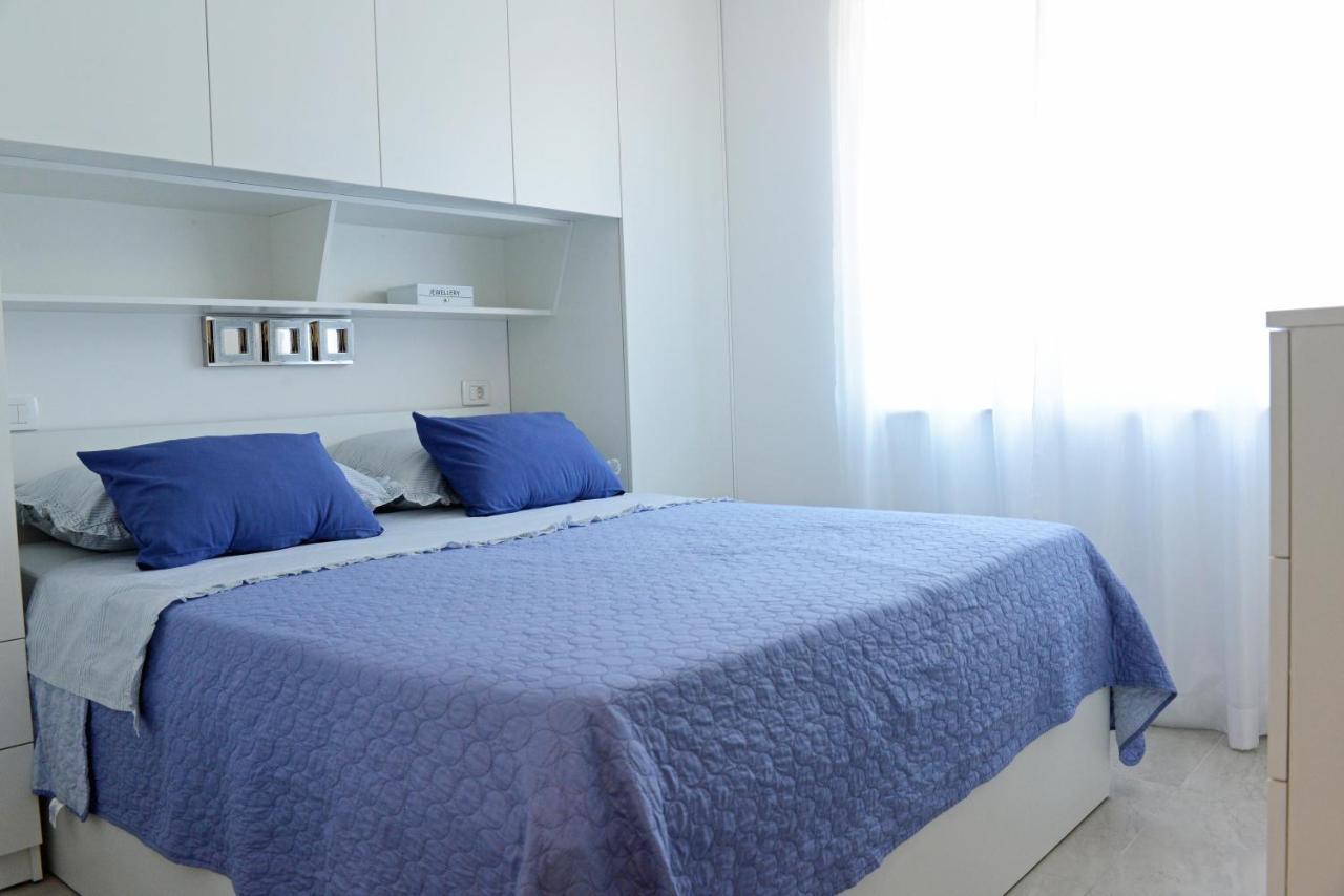 Apartman Milena Solin Exteriör bild